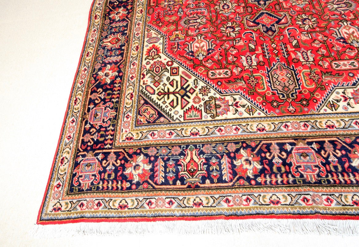 Hand-Knotted Persian Tabriz Rug – 200x300 cm