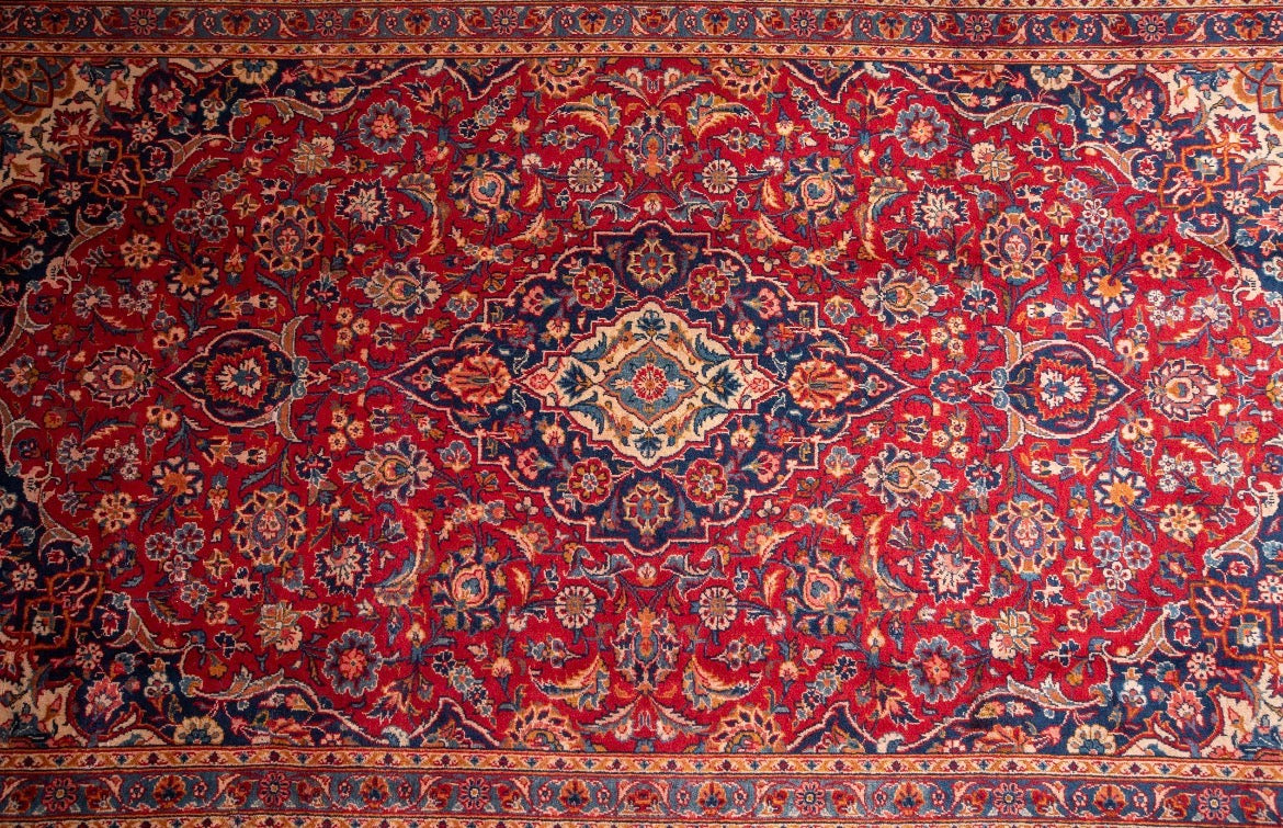 Hand-knotted Kashan classic design wool rug 200x300