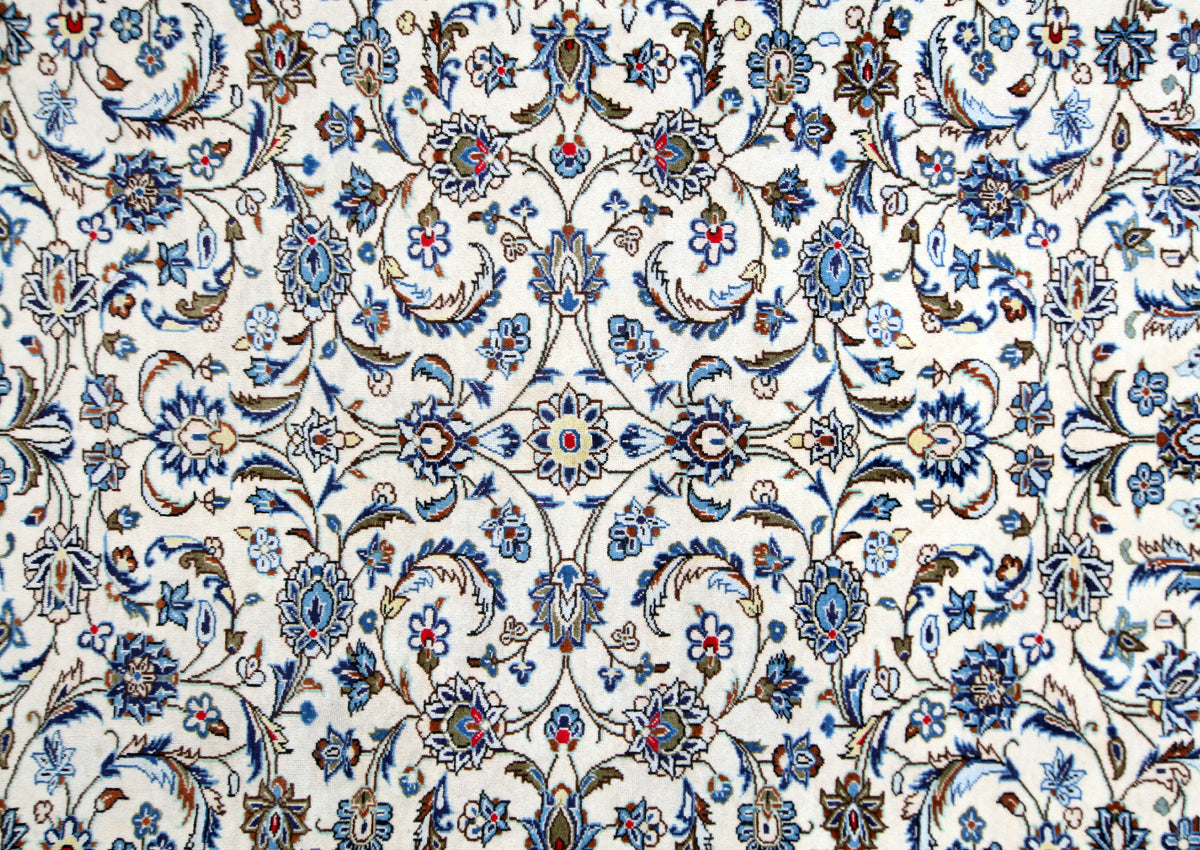 Hand-Knotted Kashan Wool Rug 295X200