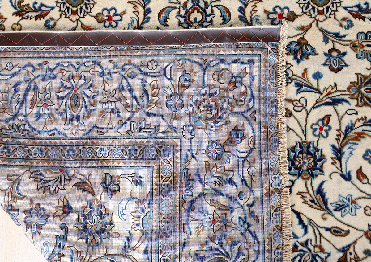 Hand-Knotted Kashan Wool Rug 295X200