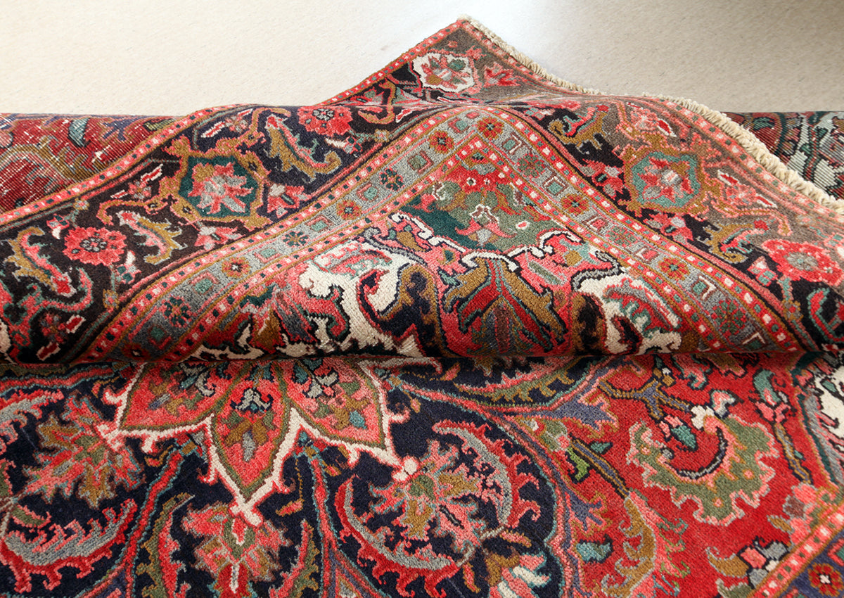 Hand_Knotted Azarbayjan Sharabiyan (Heriz) Wool Rug. 200X250cm